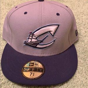 Columbus clippers new era fitted hat